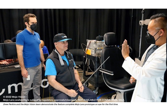 Mojo vision smart contact trial