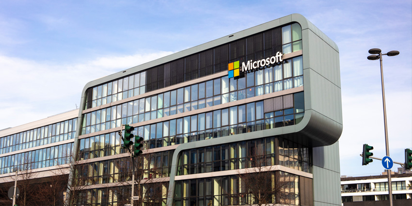 Microsoft HoloLens 2 Receives Final Major Update, Before Discontinuation