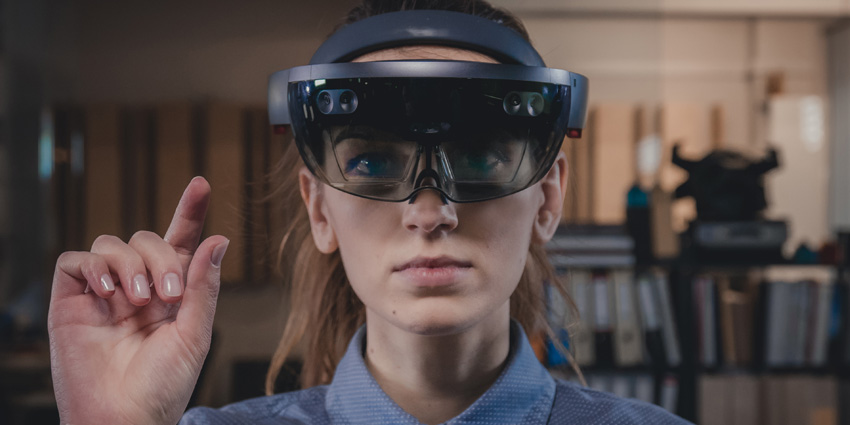 The Race to Replace HoloLens: A New Era for Enterprise XR